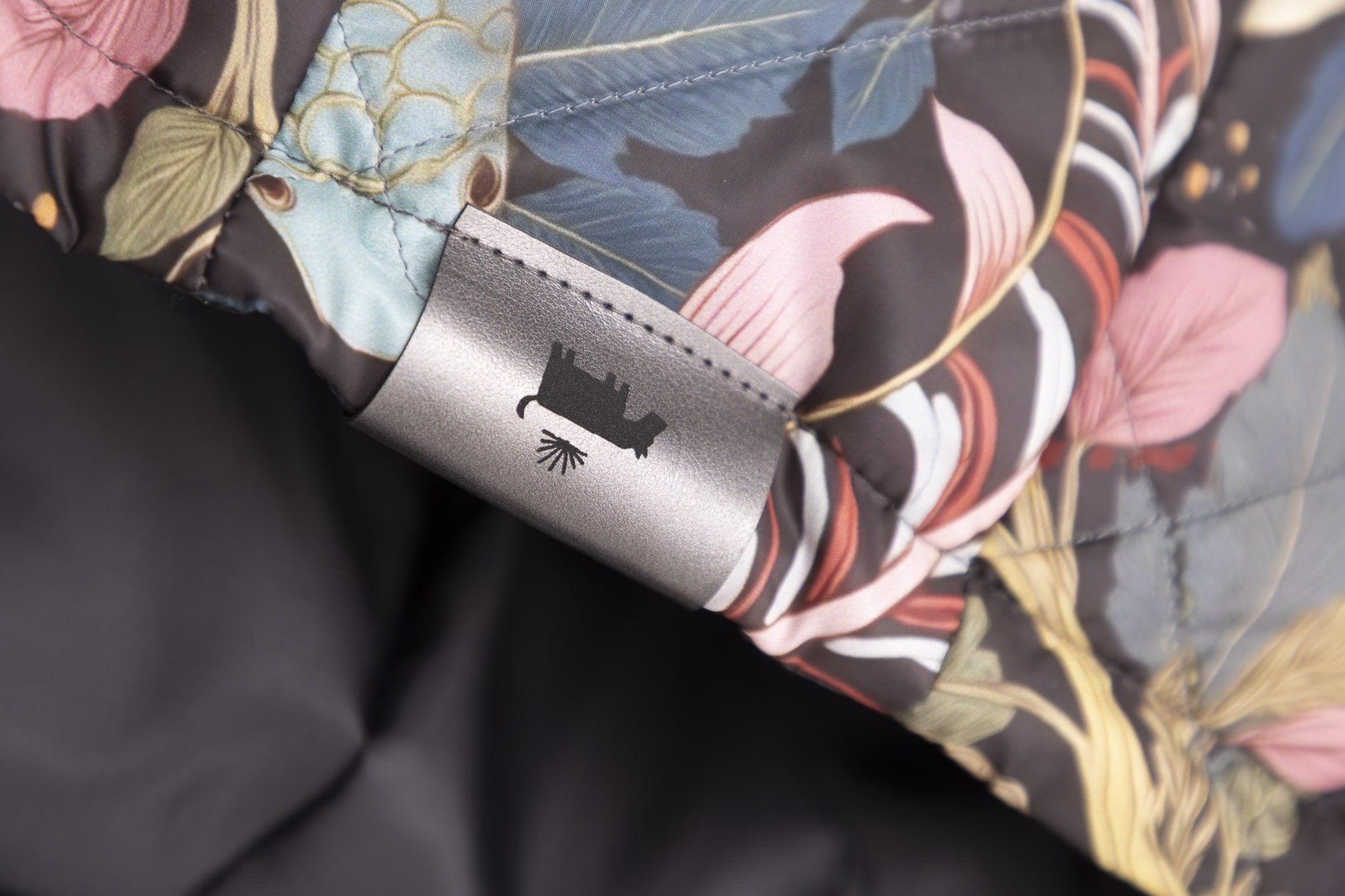 kurtka-z-kapturem-koi-pond (1)