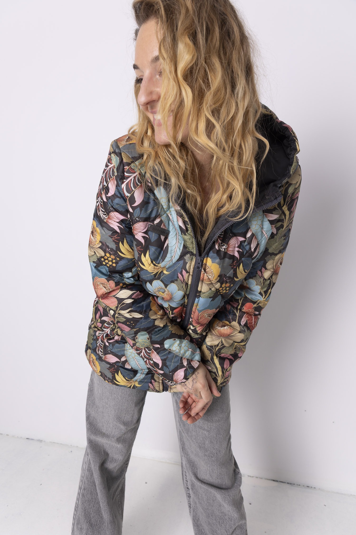 zimowa-kurtka-z-kapturem (1)