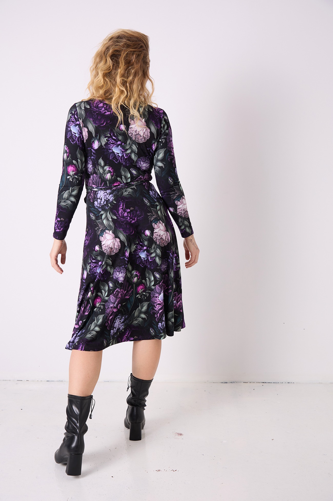 sukienka-wiazana-zimowe-roze (1)