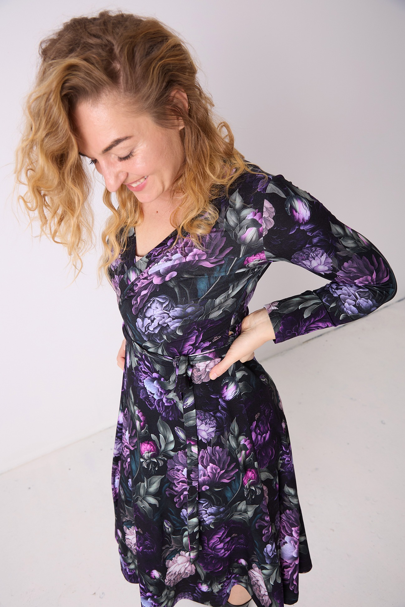 sukienka-wiazana-zimowe-roze (4)