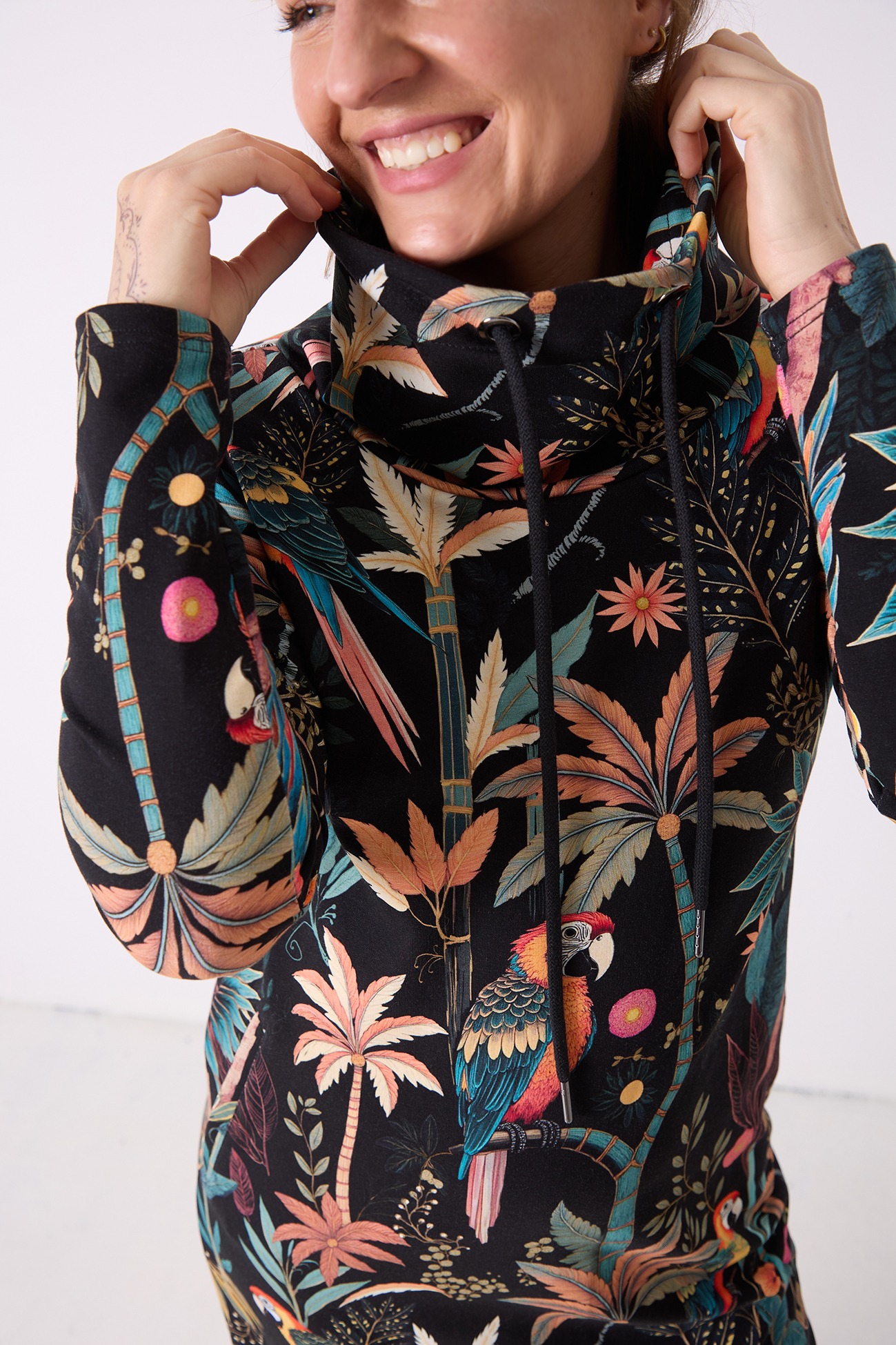 sukienka-z-golfem-papugi-mexico (1)