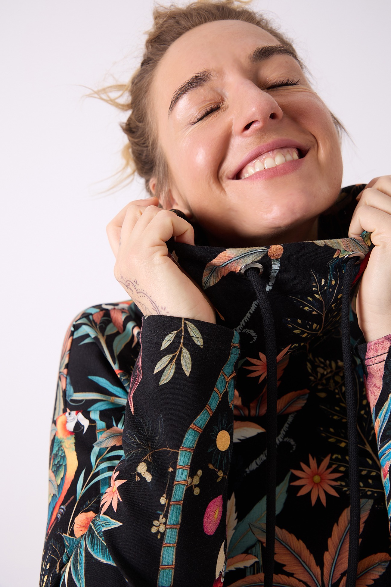 sukienka-z-golfem-papugi-mexico (5)