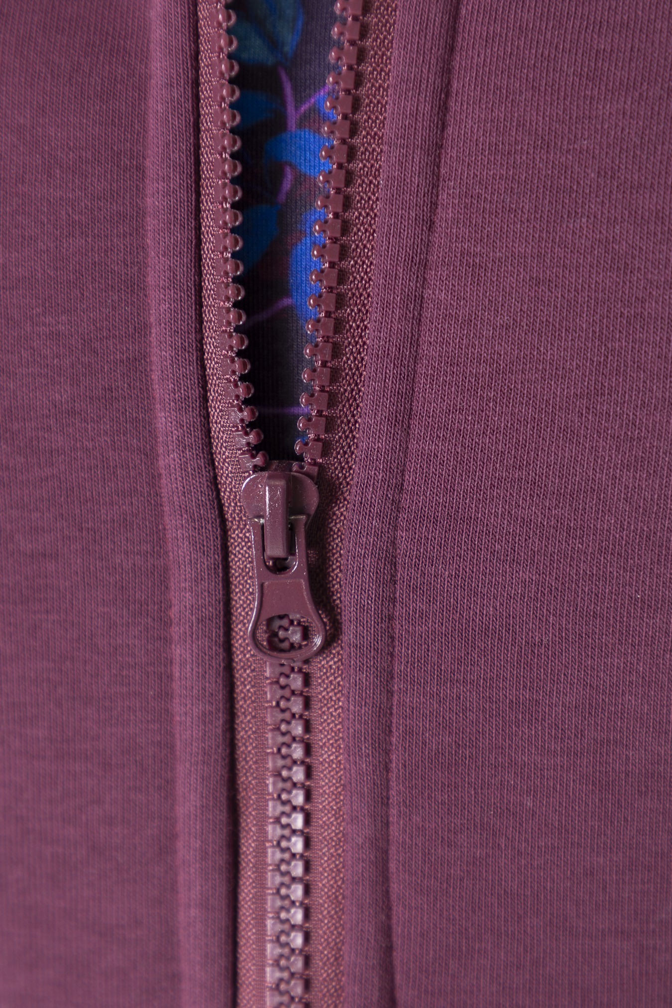 bordowa-bluza--z-kapturem-oversize (1)