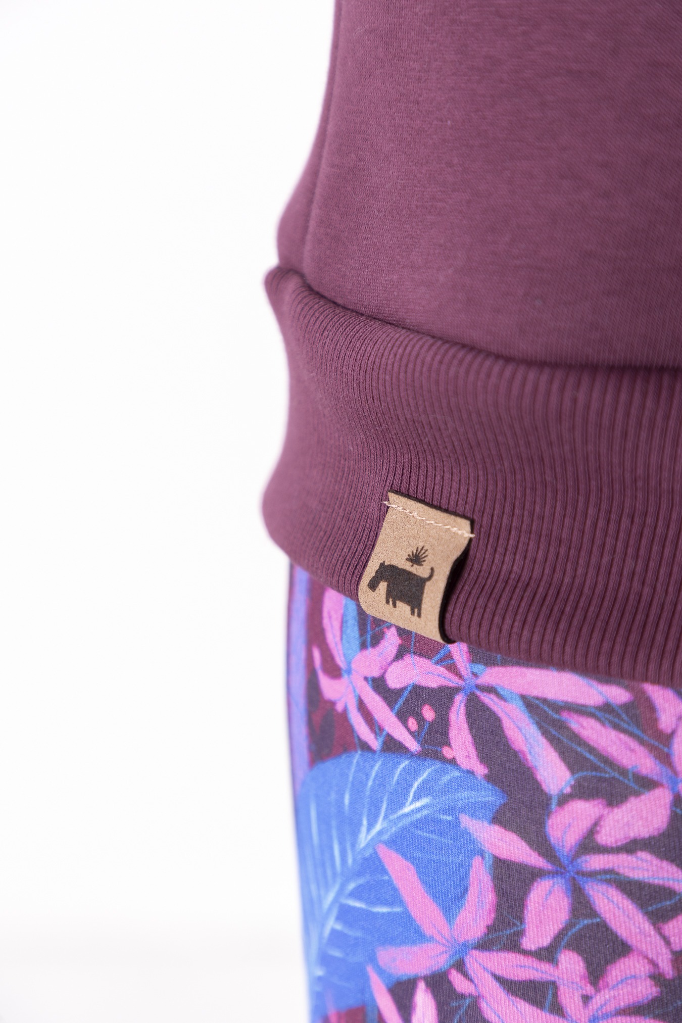 bordowa-bluza--z-kapturem-oversize (10)