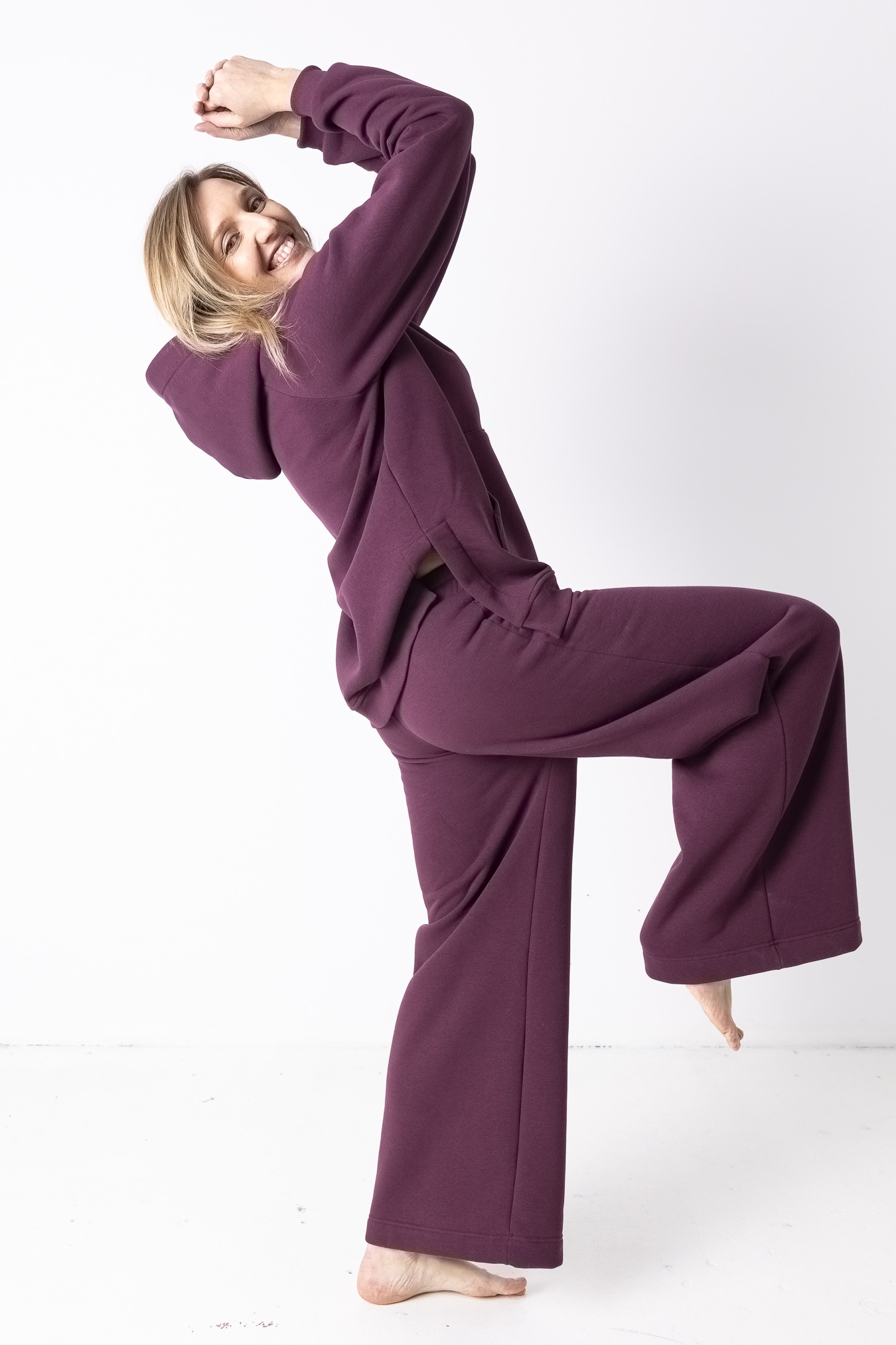 komplet-dresowy-mulled-wine (1)