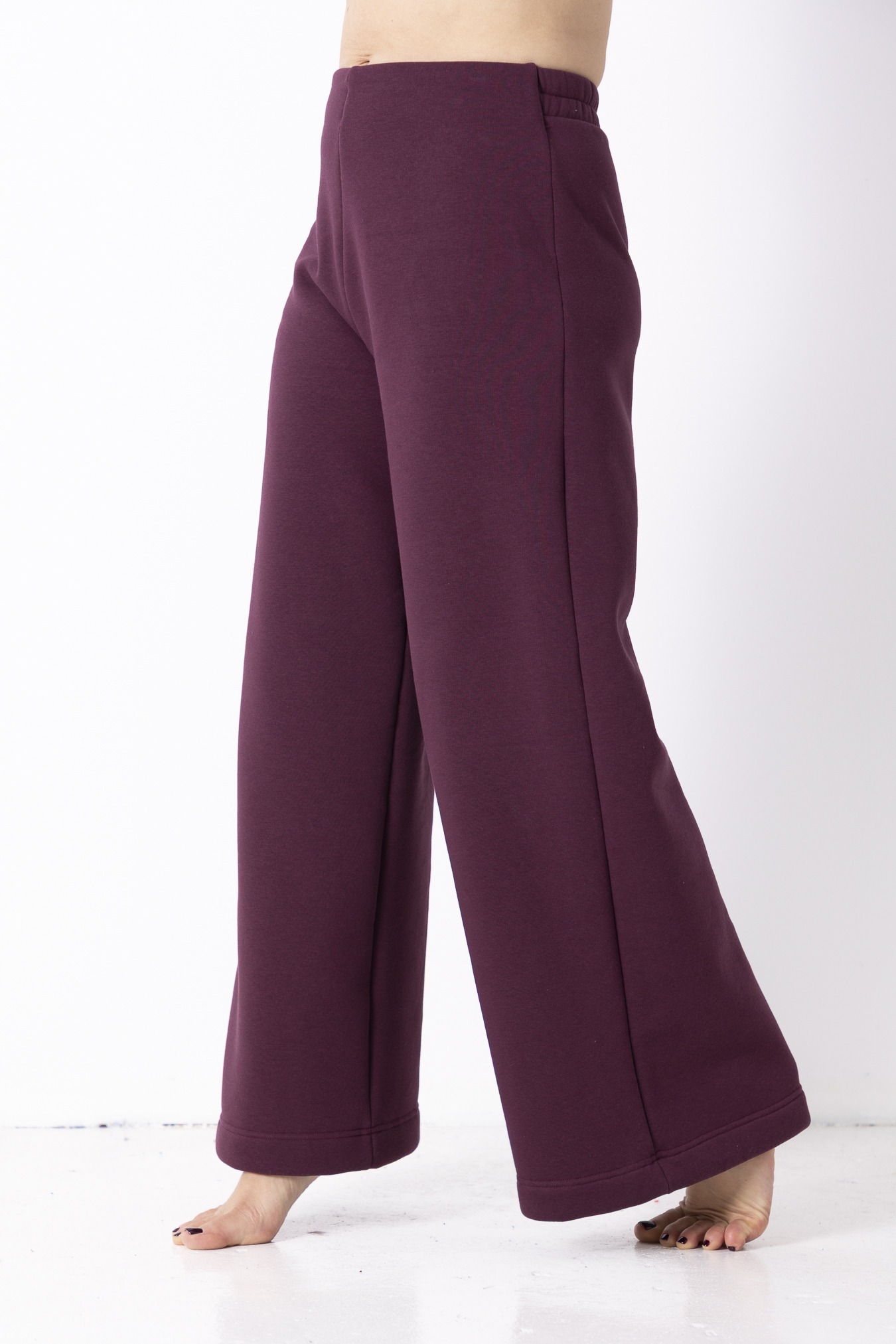 spodnie-dresowe-mulled-wine-dziendobry (1)