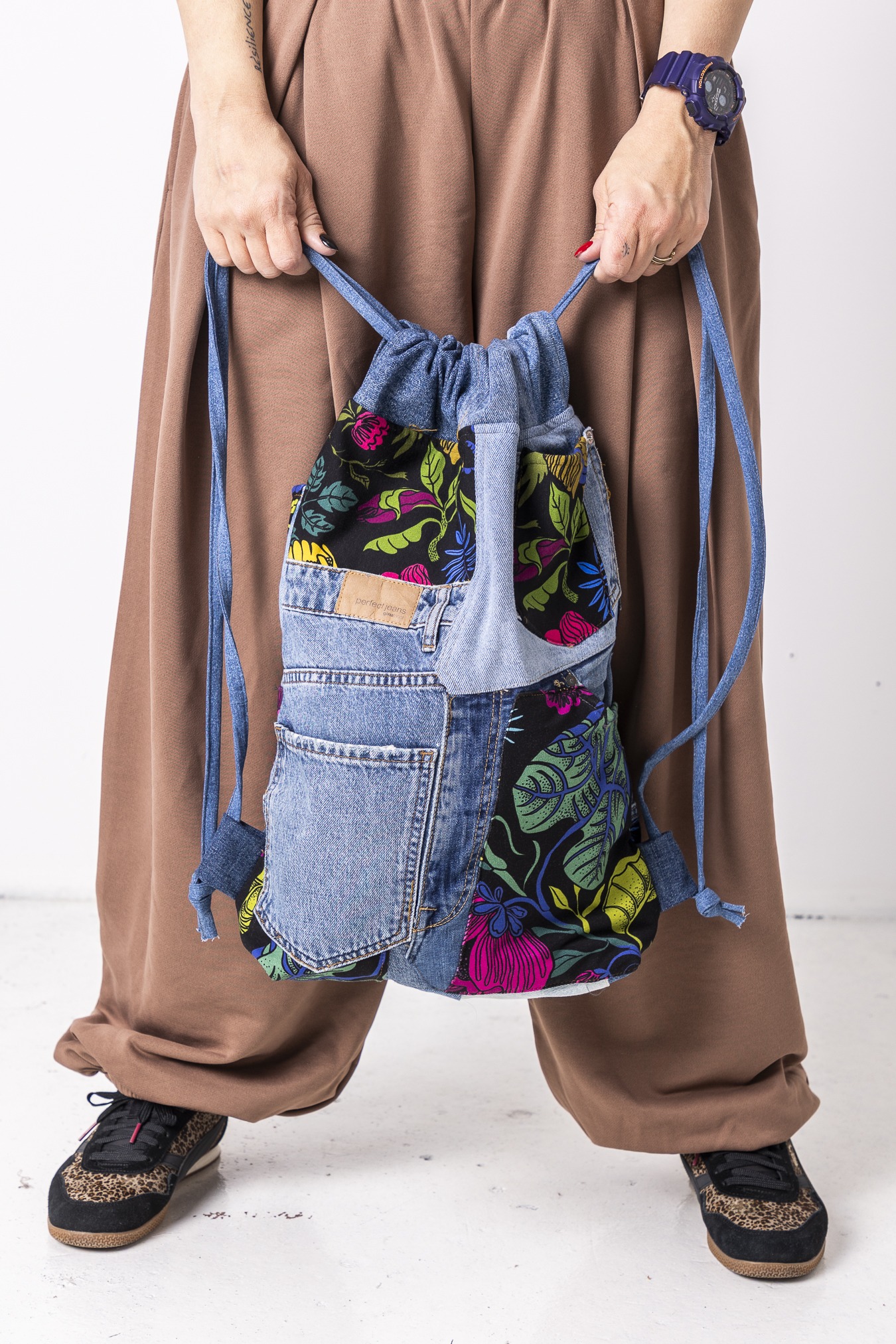 Plecak-worek-Czarny-ogród-2523