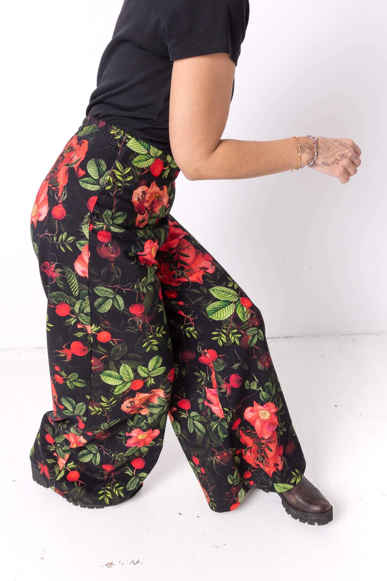 eleganckie-spodnie-wide-leg-dzika-roza (1)