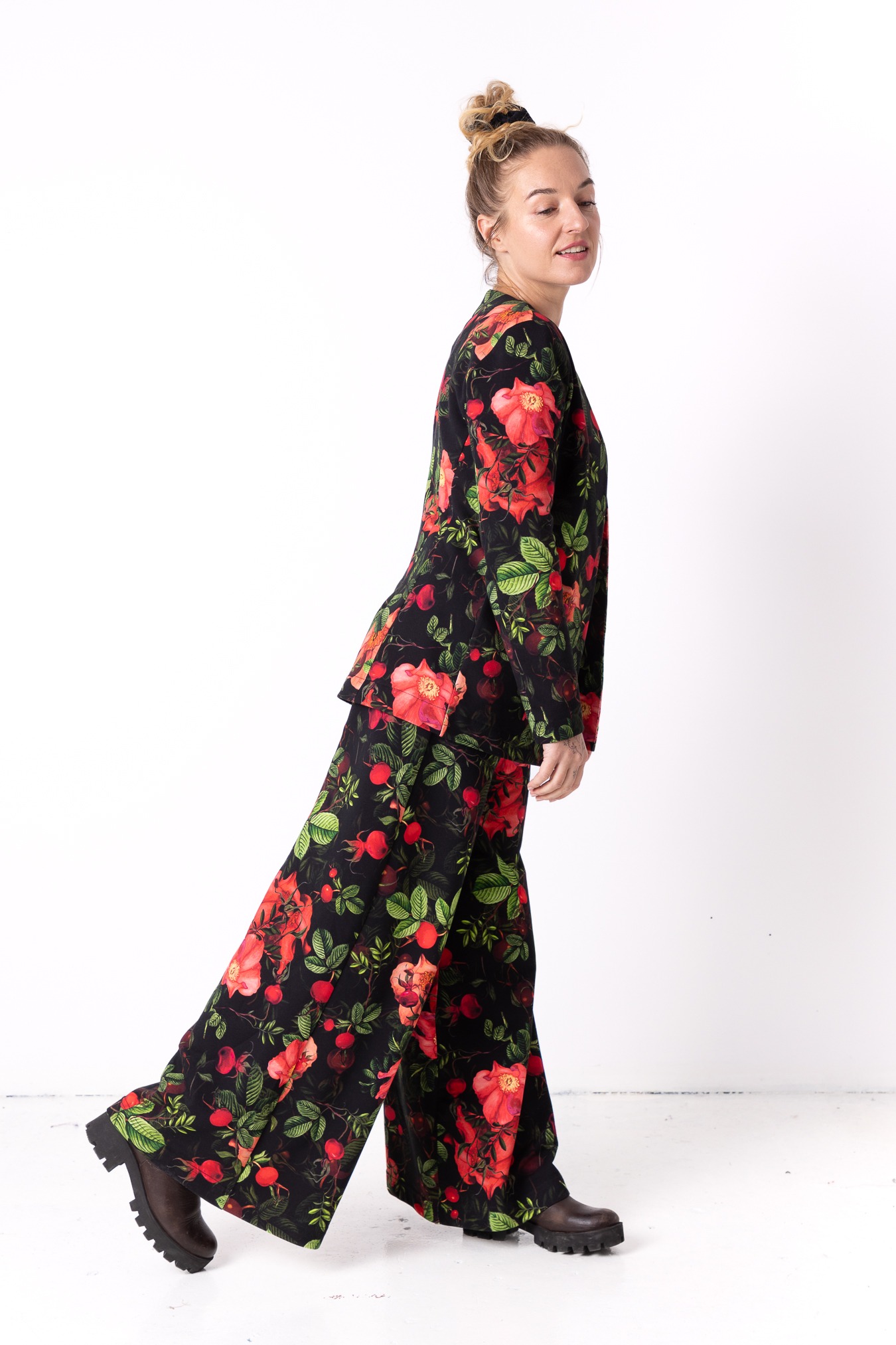 eleganckie-spodnie-wide-leg-dzika-roza (3)