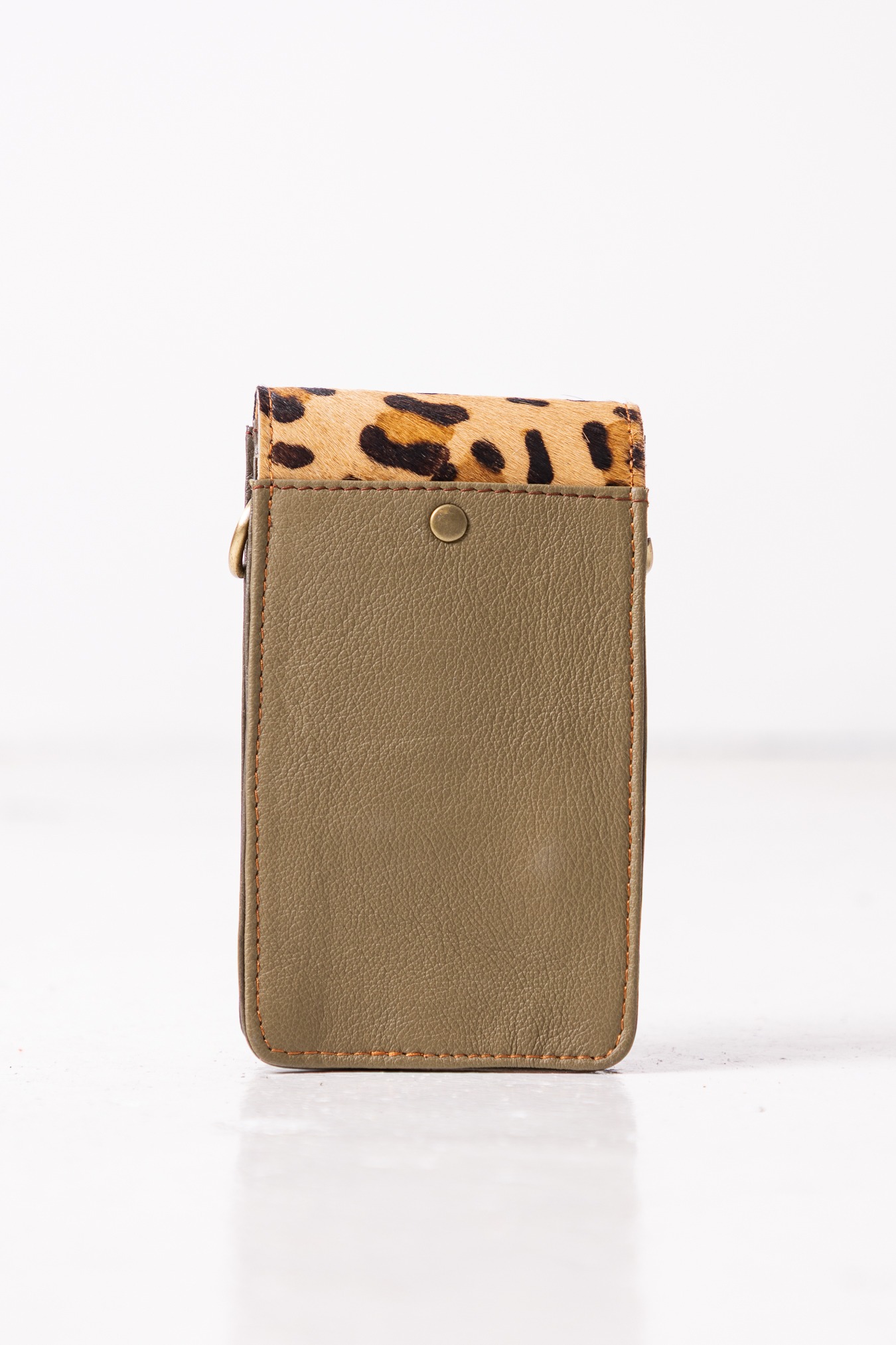 gia-green-torebka-na-telefon (1)