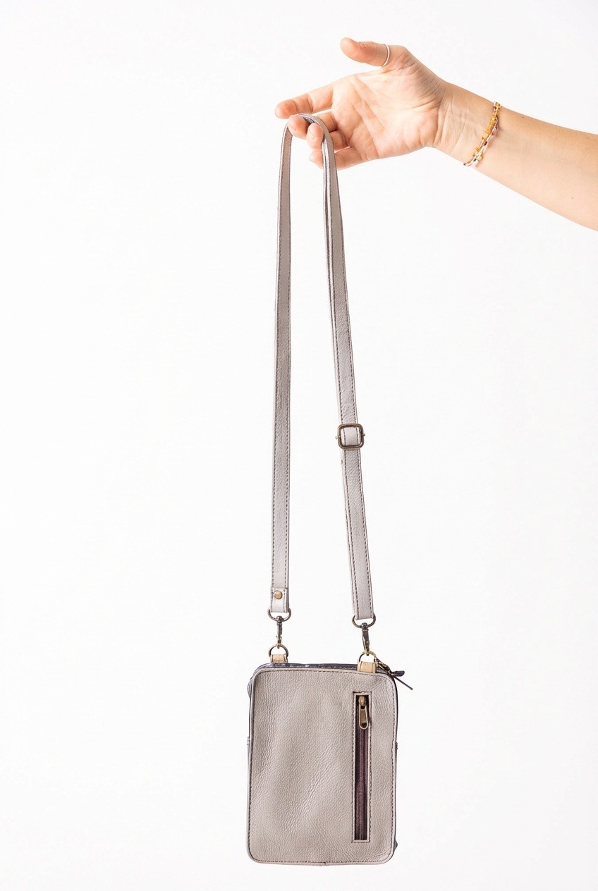 torebka-na-telefon-josie (1)