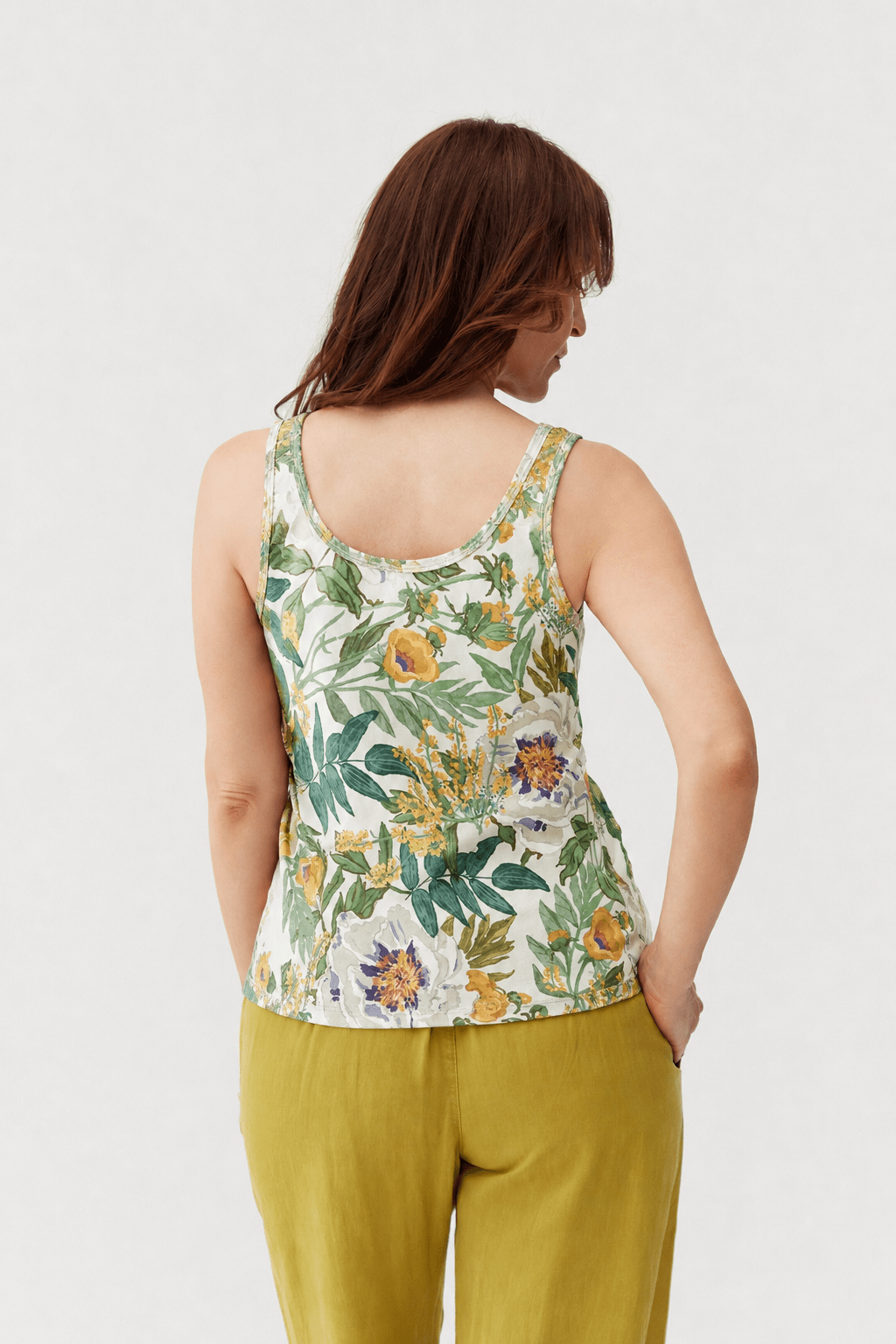 tank top białe kwiaty 3