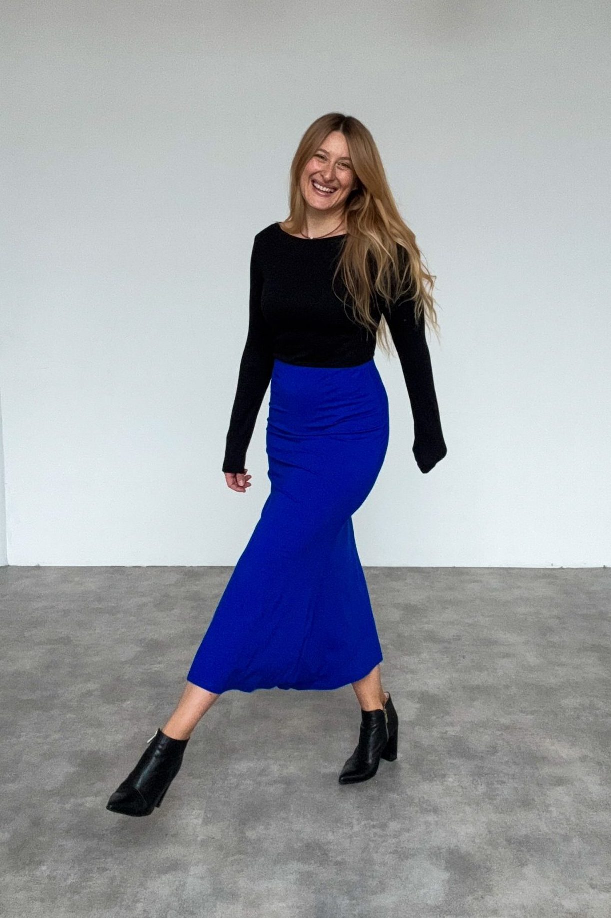 Spódnica syrenka kobalt w stylizacji