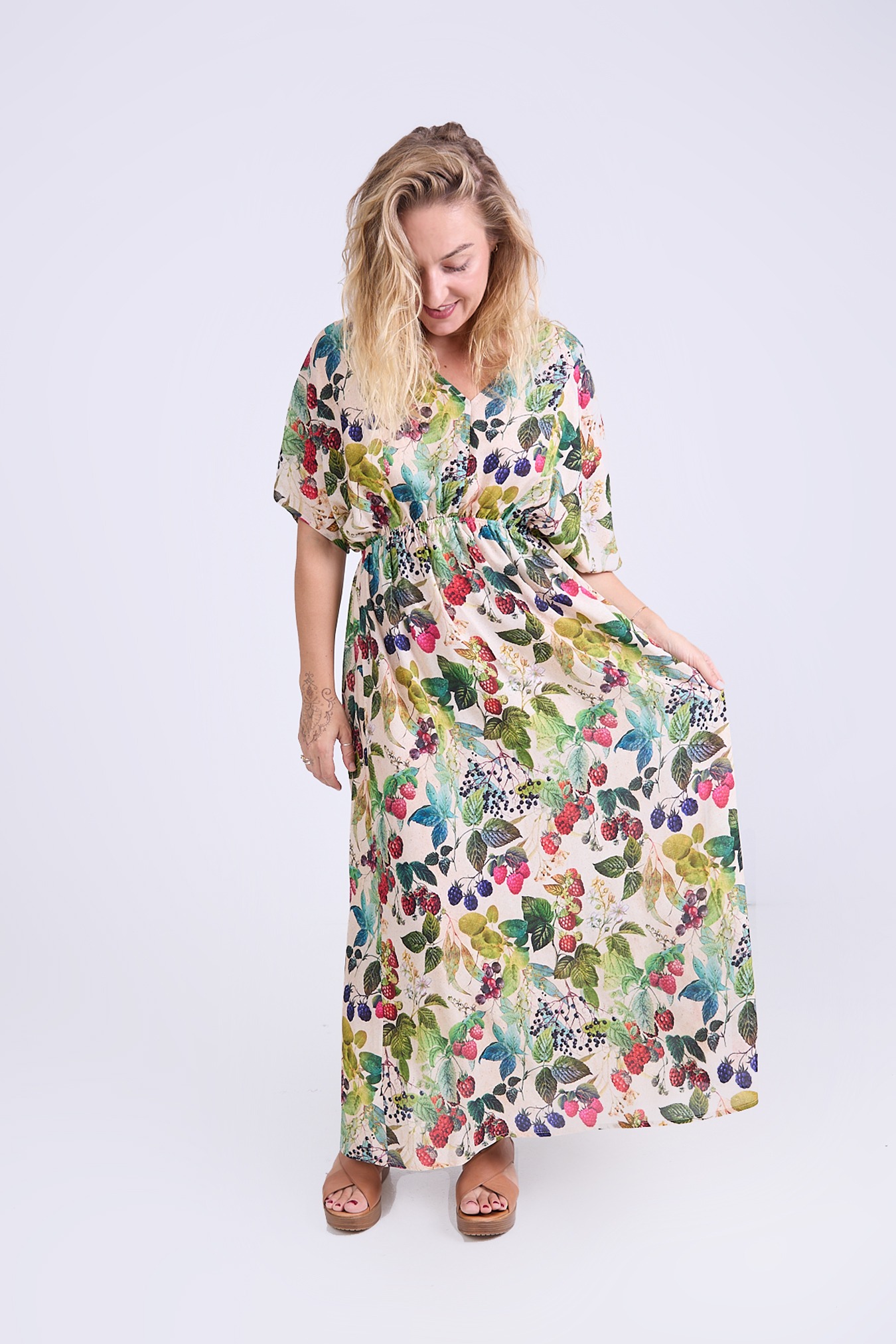Sukienka Boho maxi Maliny w stylizacji